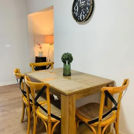 Spacious In A Trendy Neighborhood