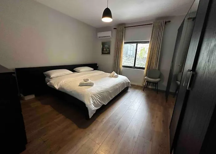 Spacious In A Trendy Neighborhood Appartamento *